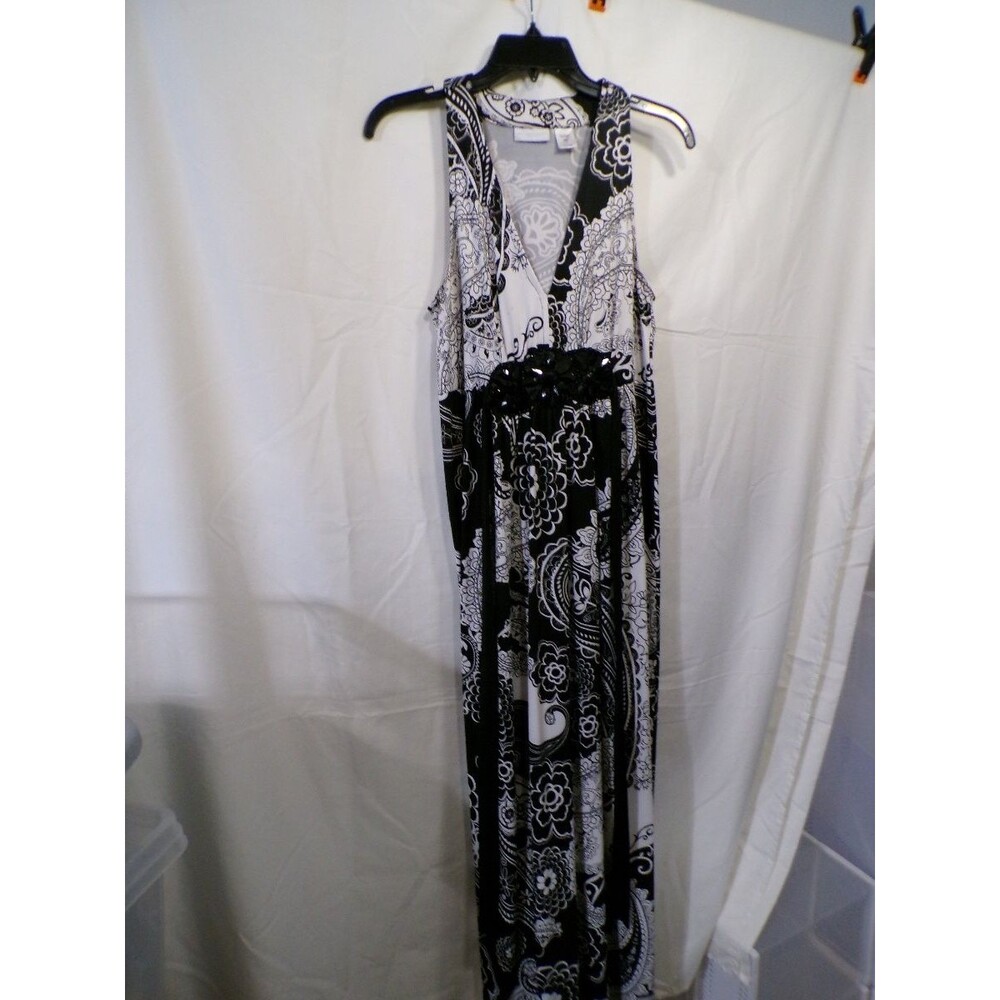 New York & Company Women's L Black White V Neck Beaded Waist Maxi Dress